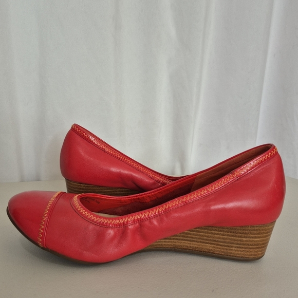 Cole Haan + Nike Air Red Leather Patent Cap Toe Milly Ballet Wedge Pump- Size 10 - Picture 2 of 16